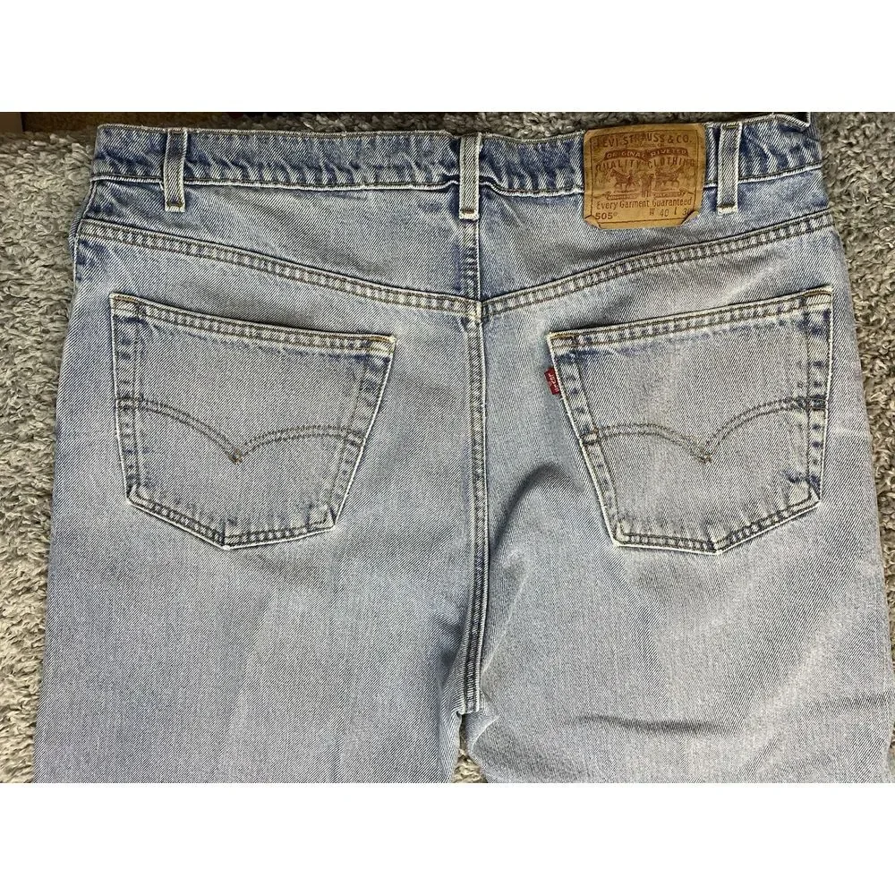 Levi's Vintage 505 Jeans Men's Regular Fit Straight Leg Light Wash‎ size 40x30